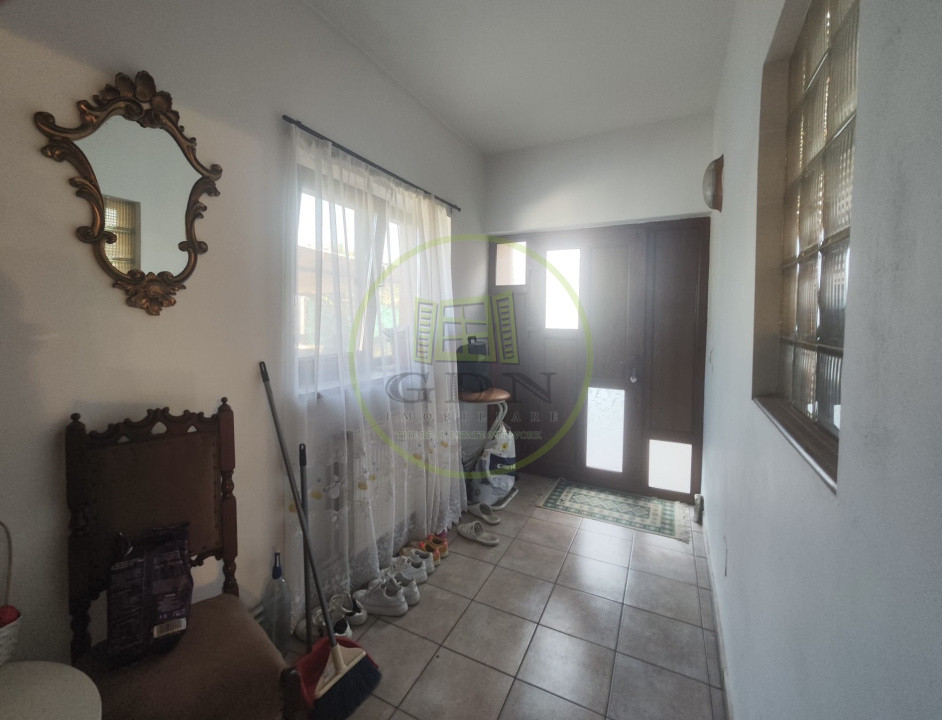 Casa 5 camere, teren 400 mp, Craiova, zona Simnicu de Jos