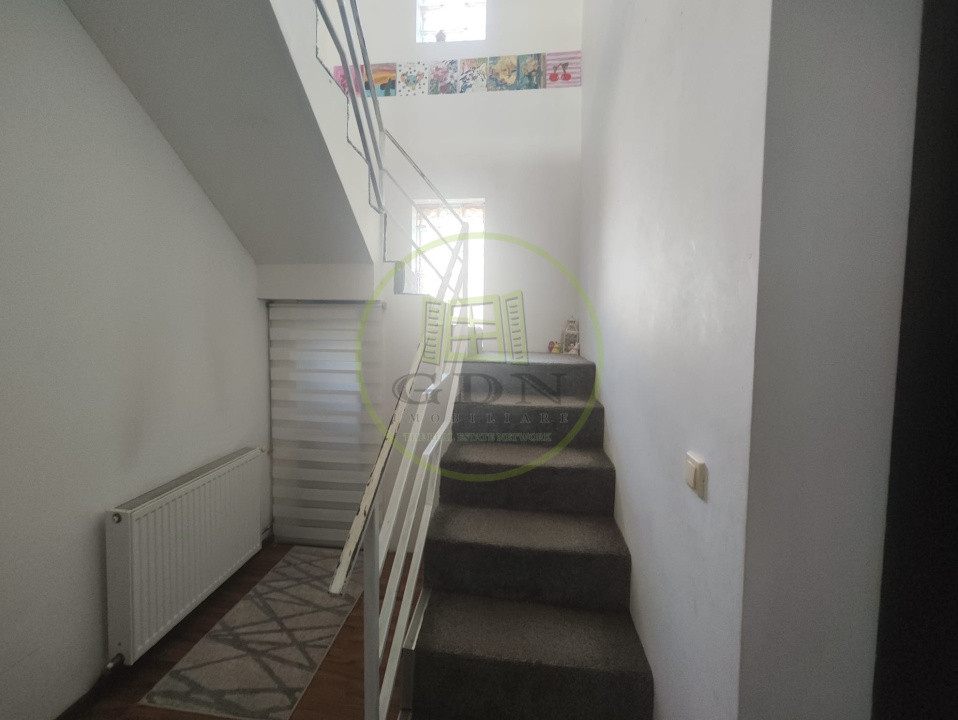 Casa 5 camere, teren 400 mp, Craiova, zona Simnicu de Jos