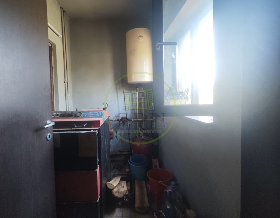 Casa 5 camere, teren 400 mp, Craiova, zona Simnicu de Jos