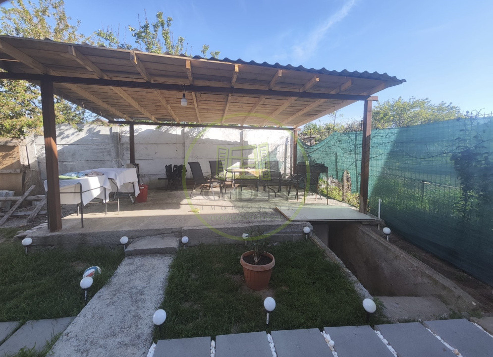 Casa 5 camere, teren 400 mp, Craiova, zona Simnicu de Jos