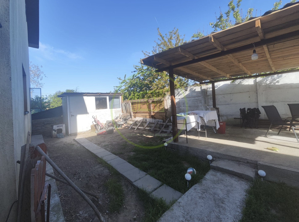 Casa 5 camere, teren 400 mp, Craiova, zona Simnicu de Jos