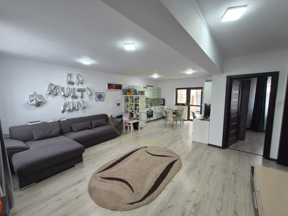 Casa 4 camere, teren 348 mp, Localitatea Albesti, zona La Doi Pasi.