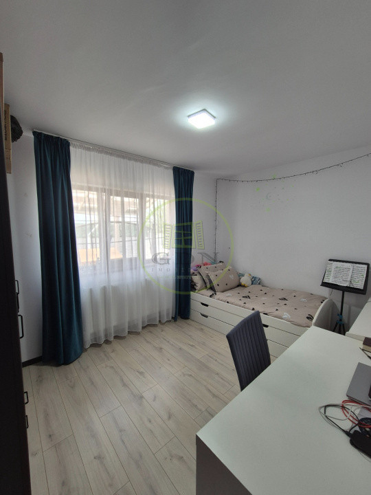 Casa 4 camere, teren 348 mp, Localitatea Albesti, zona La Doi Pasi.