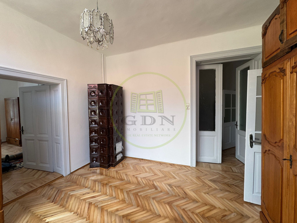 Închiriere casă cu 4 camere, Semicentral/Gară