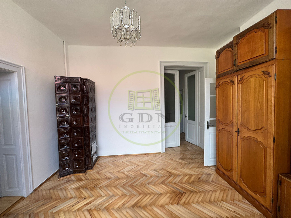 Închiriere casă cu 4 camere, Semicentral/Gară