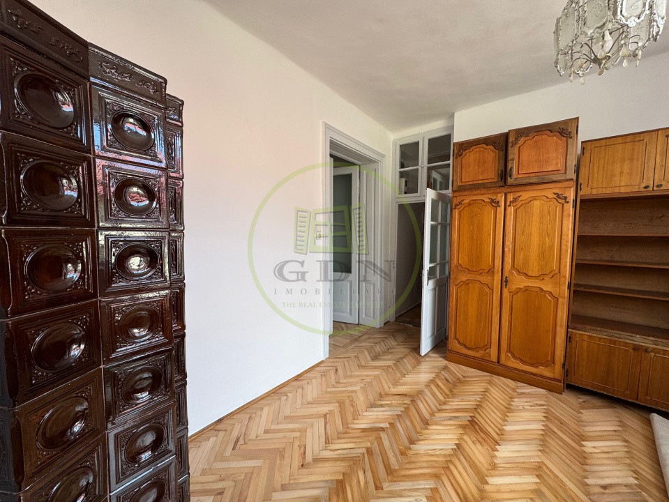 Închiriere casă cu 4 camere, Semicentral/Gară