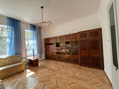 Închiriere casă cu 4 camere, Semicentral/Gară