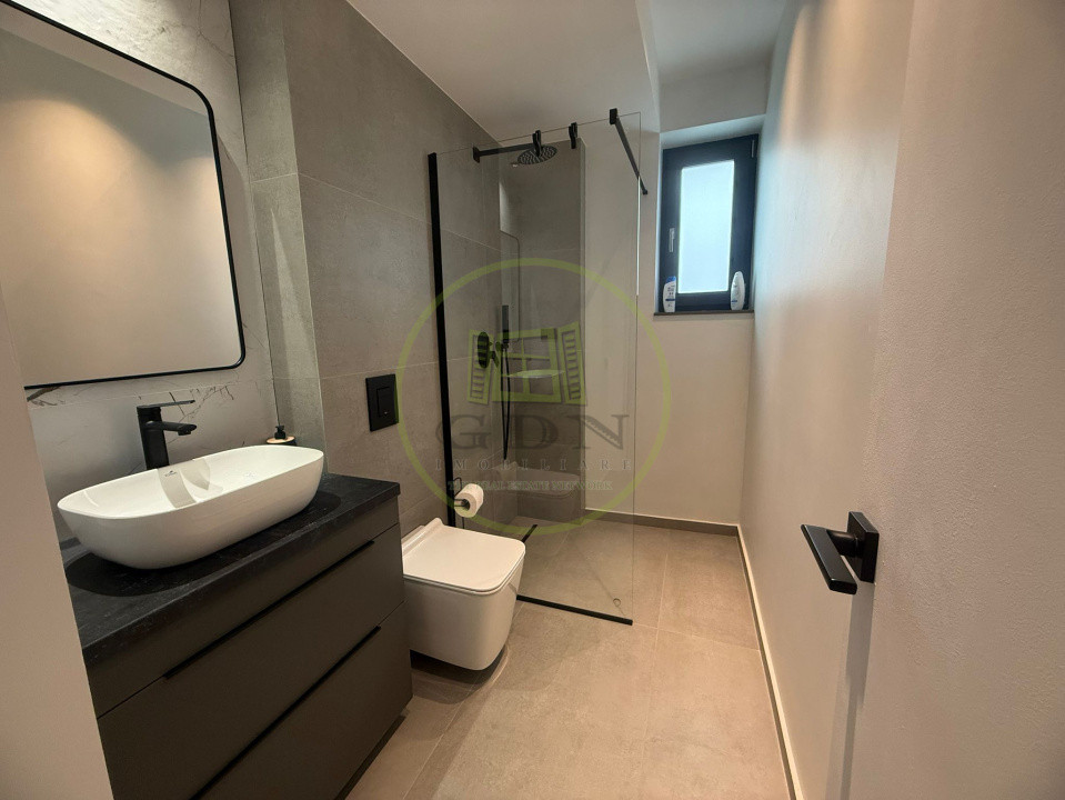 Apartament 2 camere, open-space, 40mp, Centru, zona Piata Centrala 