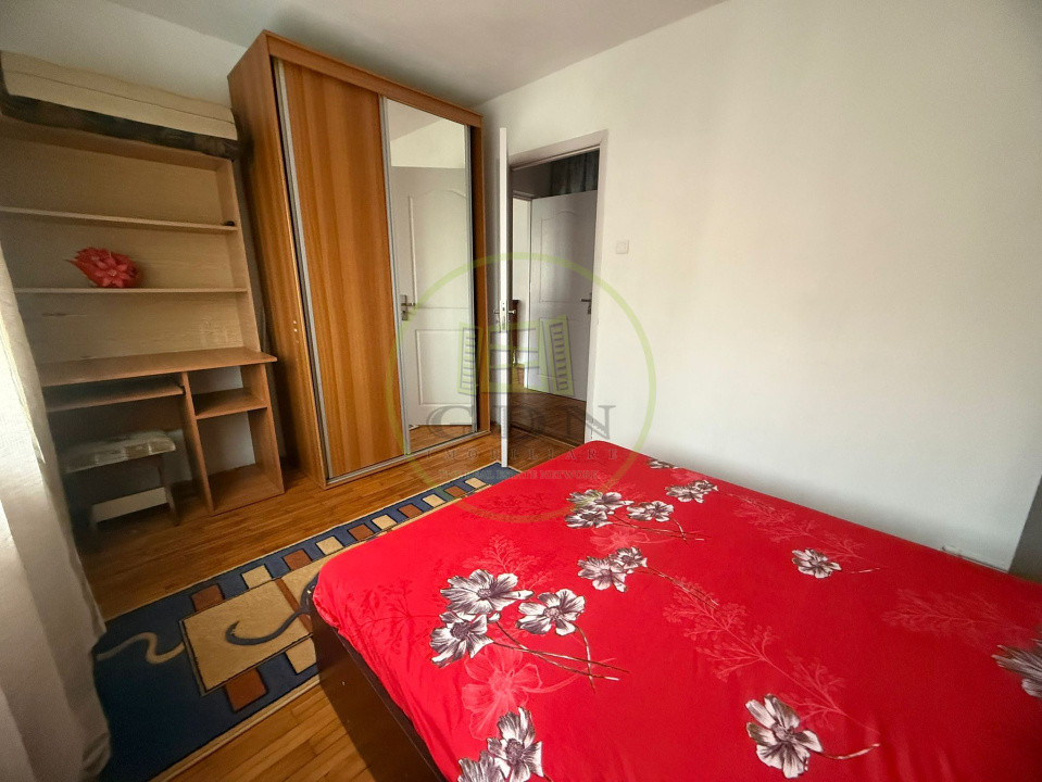 Apartament 2 camere, semidecomandat, 50 mp, cartier Craiovita Noua 