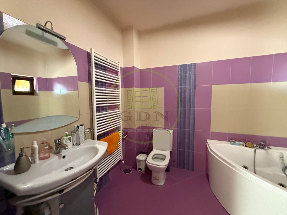 Casa S+P+M, 401 MP teren, 204 MP utili, Craiova, zona Centrala, Parcul Puskin