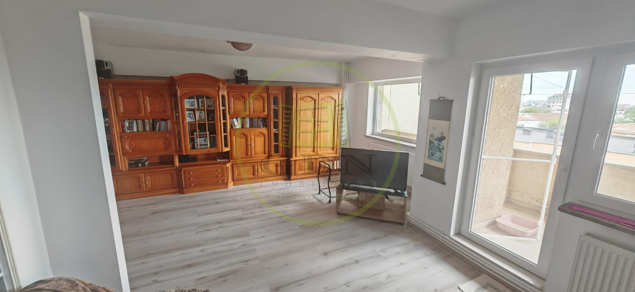 Apartament 3 camere, decomandat, 107.35 mp, Centru, zona McDonalds