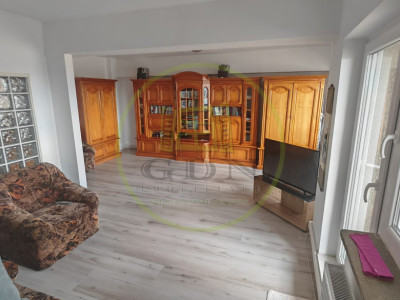 Apartament 3 camere, decomandat, 107.35 mp, Calea Bucuresti, zona McDonalds