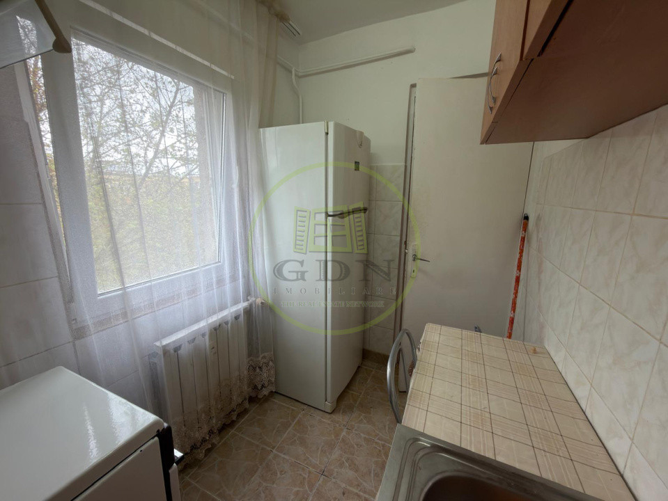Garsoniera semidecomandata, cartier Brazda lui Novac, zona CAS