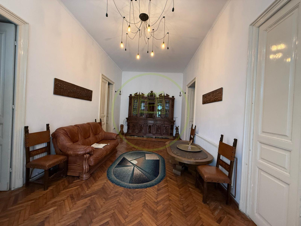 Proprietatea boiereasca, 280 mp utili, 400 mp teren, zona Centrala
