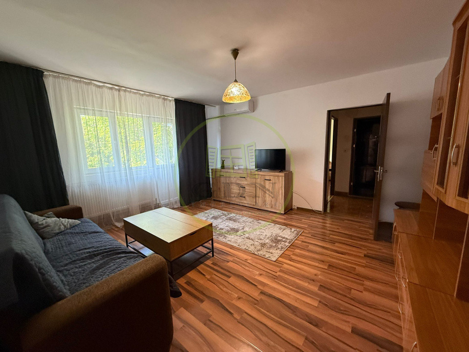 Apartament 3 camere semidecomandat, 65 mp, cartier Brazda, zona Baba Novac 