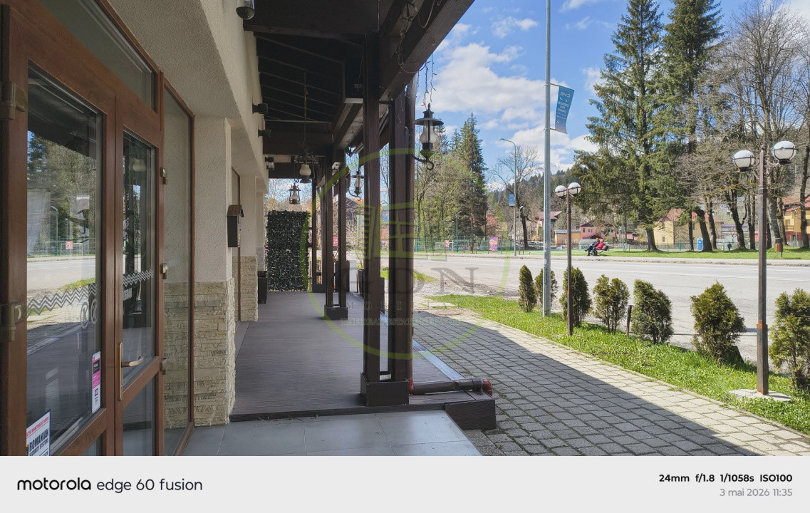 Proprietate mixtă  – spațiu comercial și casă, situată central în Predeal, Bv,