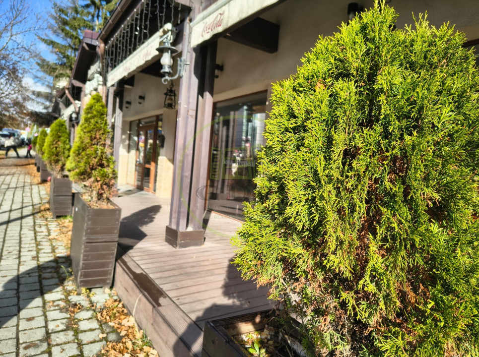 Proprietate mixtă  – spațiu comercial și casă, situată central în Predeal, Bv,
