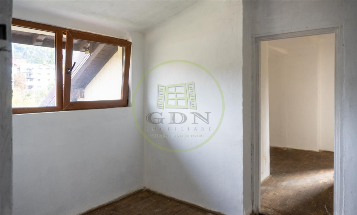 Proprietate mixtă  – spațiu comercial și casă, situată central în Predeal, Bv,