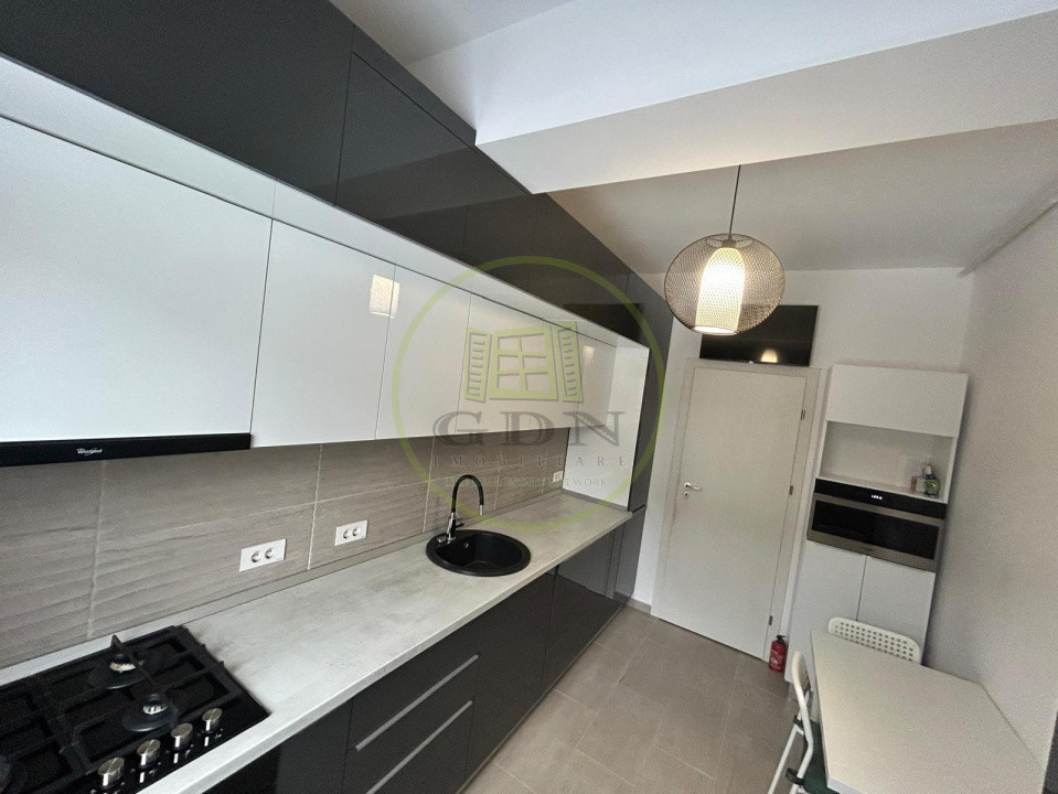 Apartament 3 camere decomandat | Mobilat complet | Parcare | Bloc 2020
