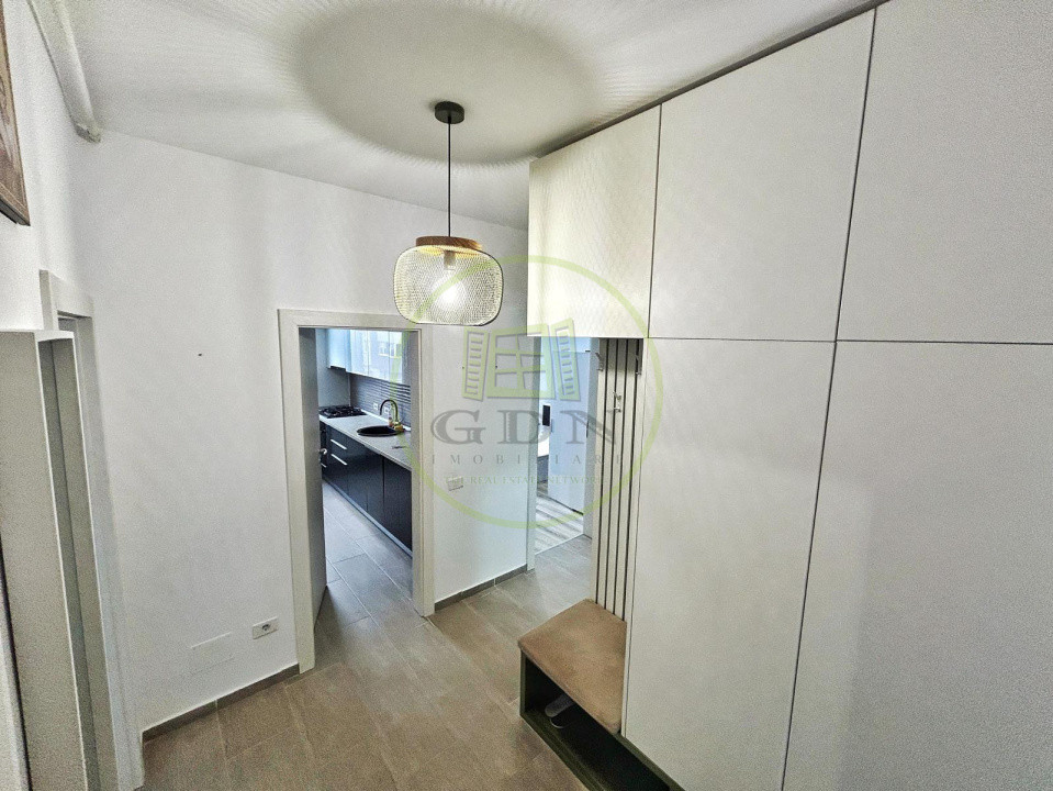 Apartament 3 camere decomandat | Mobilat complet | Parcare | Bloc 2020