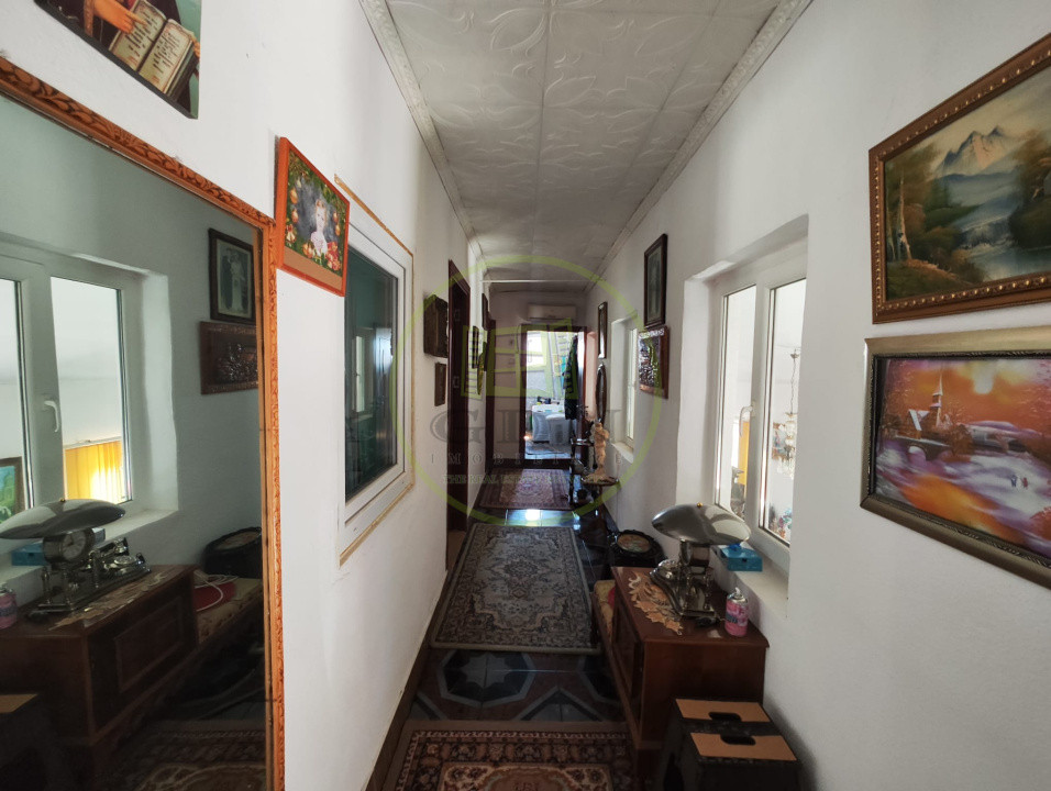 Casa 5 camere, teren 1296 mp, Craiova, zona Brestei