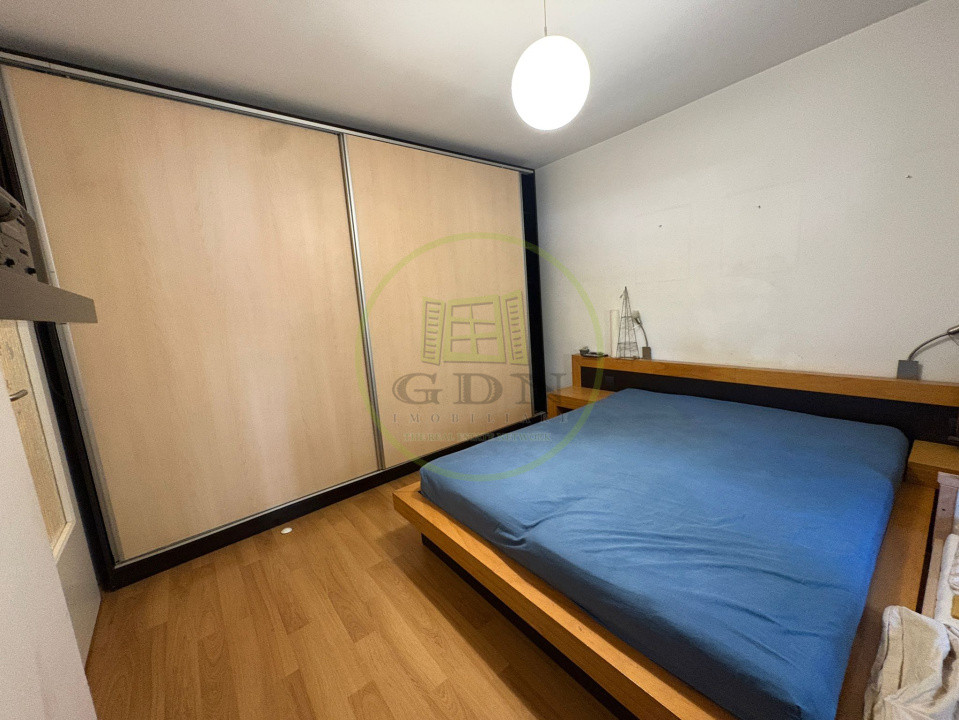 Apartament, 3 camere, decomandat, Cartier Brazda lui Novac , Zona Randez Vous