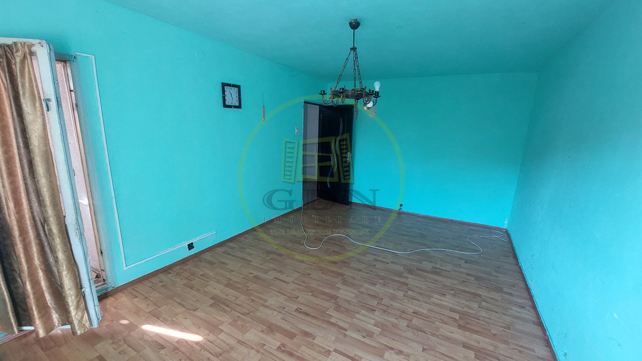 Apartament 2 camere decomandat, etajul 1, cartier Rovine zona Liceul Basarab