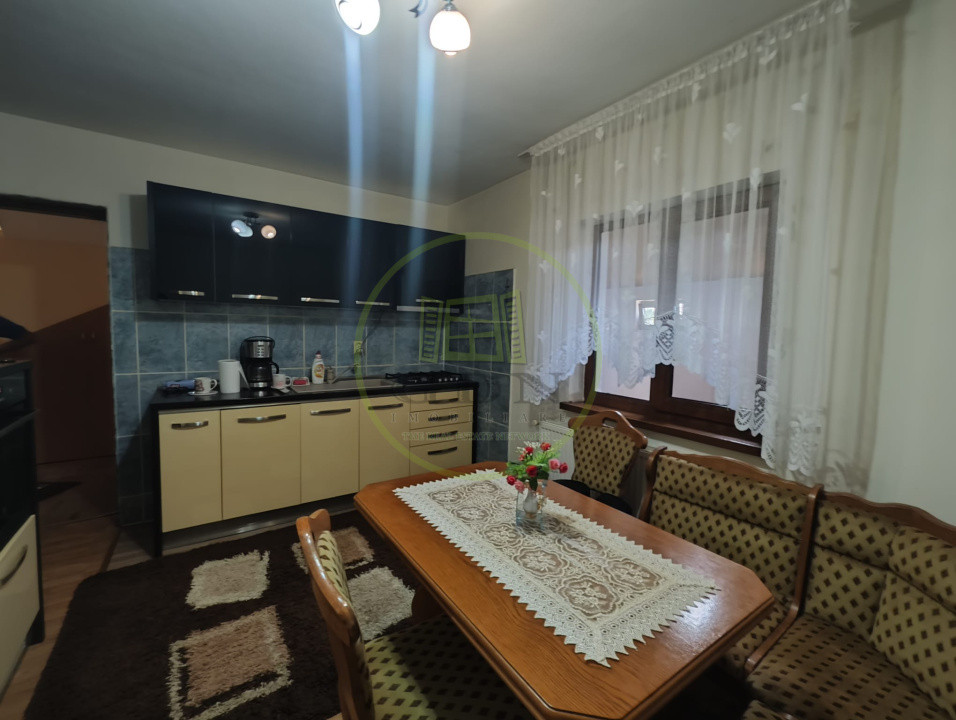 Casa 4 camere, teren 362 mp, Malu Mare