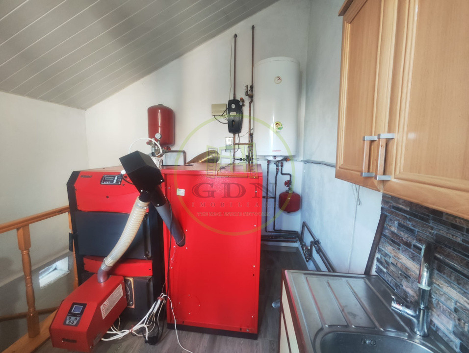 Casa 4 camere, teren 362 mp, Malu Mare