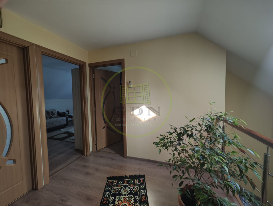 Casa 4 camere, teren 362 mp, Malu Mare