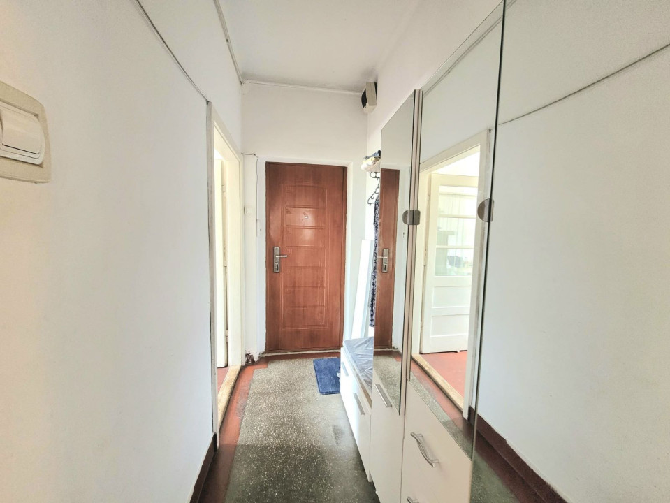 Apartament de vanzare - Ultracentral - Piata Revolutiei