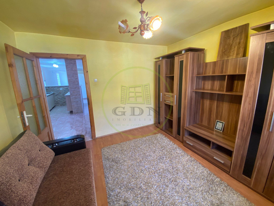 Casă P+E+M, ideală pt clinică,cabinet, birou, lângă Stadion, Rogerius