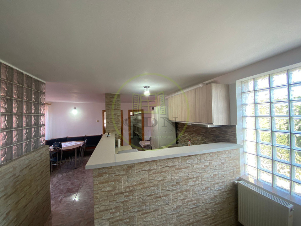 Casă P+E+M, ideală pt clinică,cabinet, birou, lângă Stadion, Rogerius