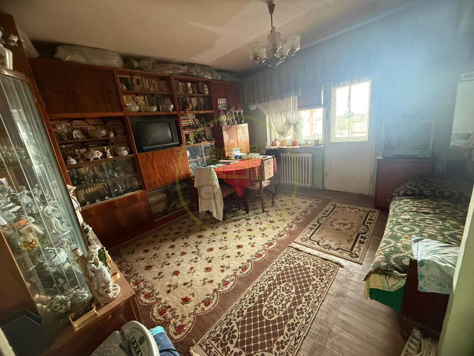 Apartament 3 camere decomandat, 80,9 mp, Centru, zona OCPI