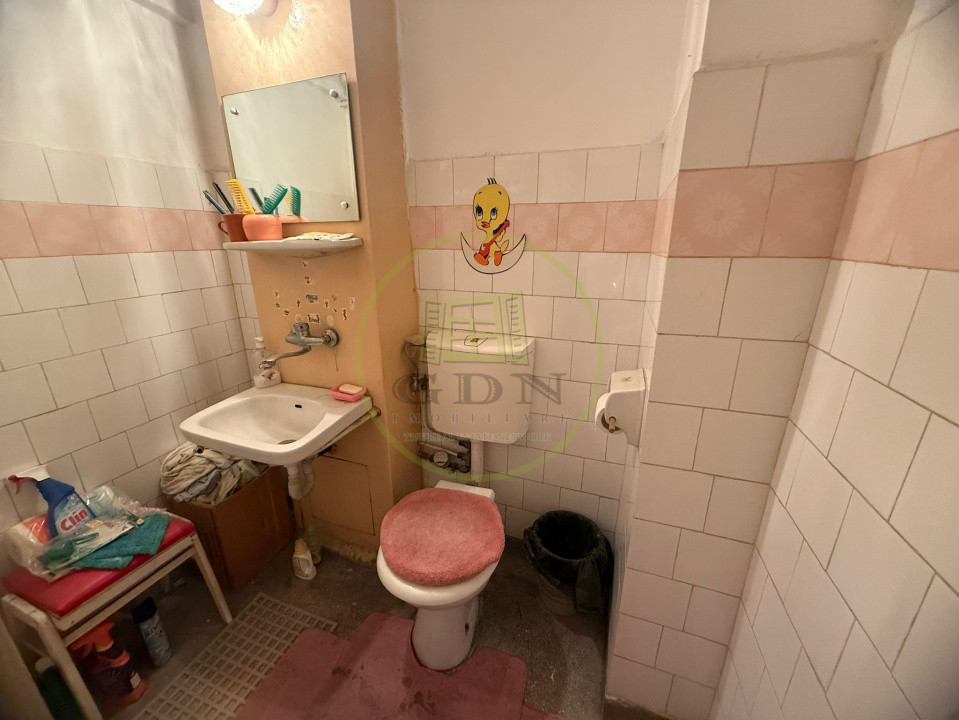 Apartament 3 camere decomandat, 80,9 mp, Centru, zona OCPI
