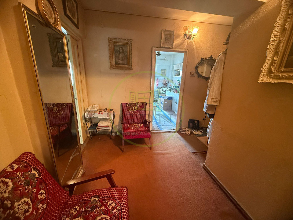 Apartament 3 camere decomandat, 80,9 mp, Centru, zona OCPI