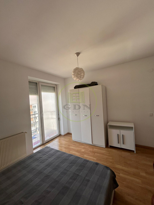 De vânzare – Garsonieră 29 mp, geam baie, geam bucătărie, balcon – Turnișor
