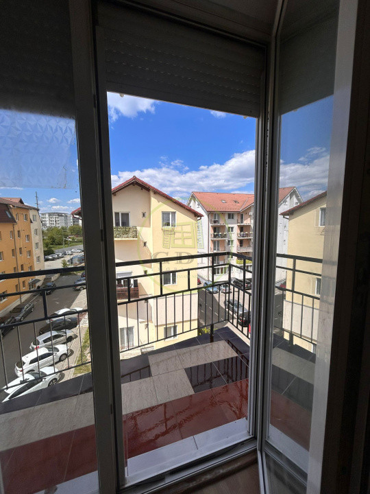 De vânzare – Garsonieră 29 mp, geam baie, geam bucătărie, balcon – Turnișor