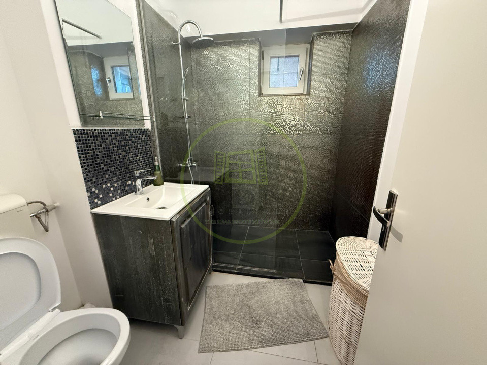 Apartament 2 camere decomandat, 57 mp, Calea Bucuresti, Zona Piata Centrala 