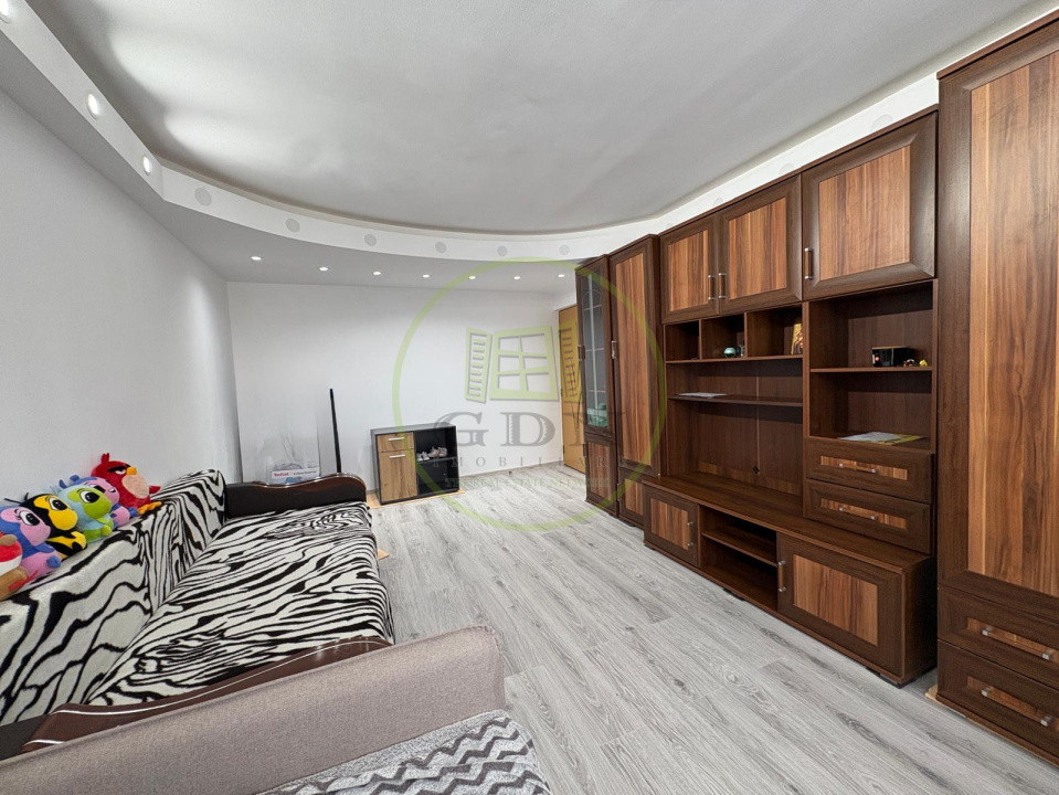 Apartament, 2 camere, decomandate, 50 mp, Craiovita Noua, Zona Racheta
