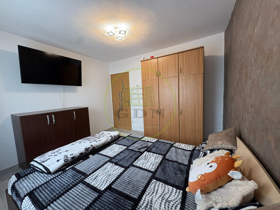 Apartament, 2 camere, decomandate, 50 mp, Craiovita Noua, Zona Racheta
