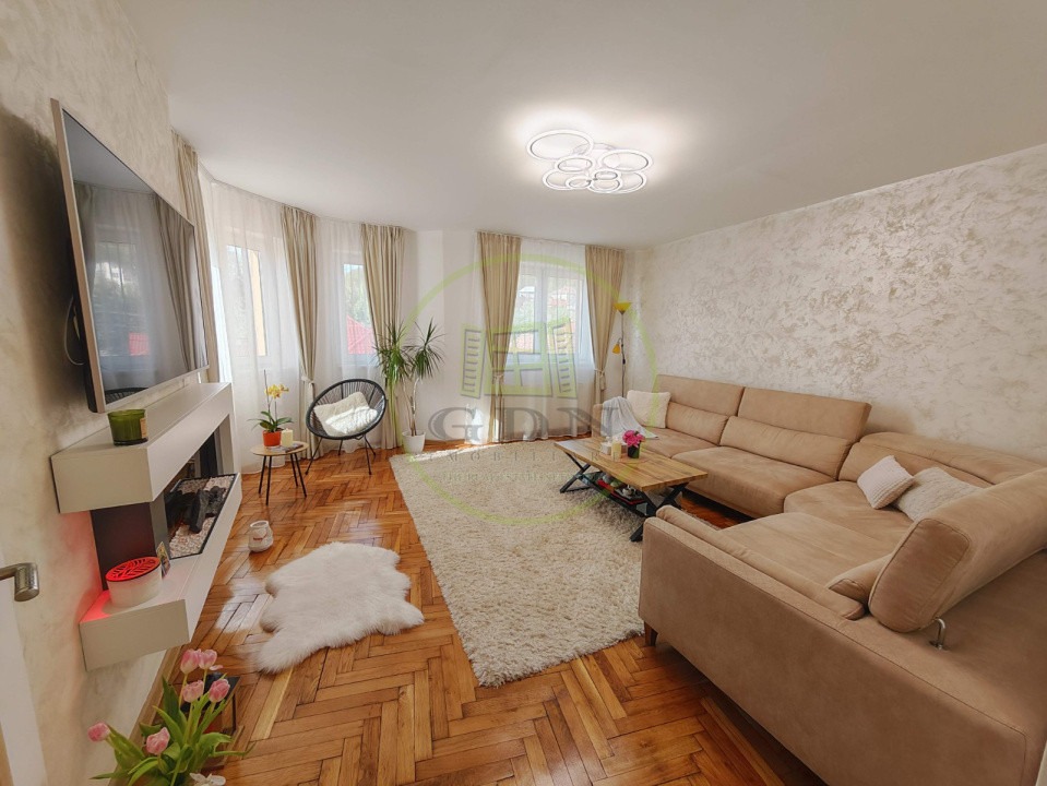 Casă de vânzare Reghin zona semicentrală.