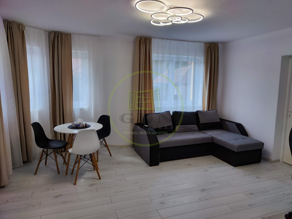 Casă de vânzare Reghin zona semicentrală.