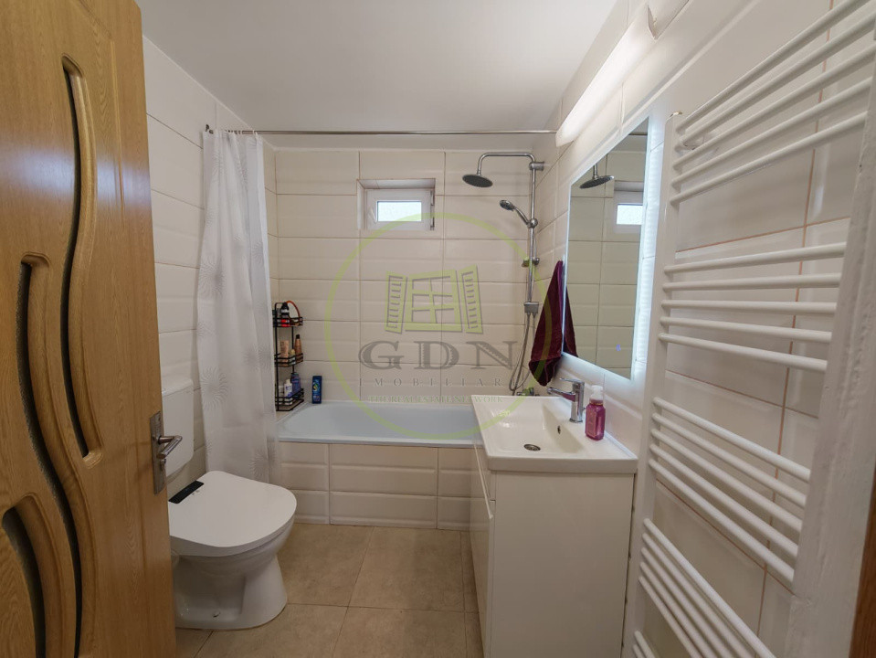 Casă de vânzare Reghin zona semicentrală.