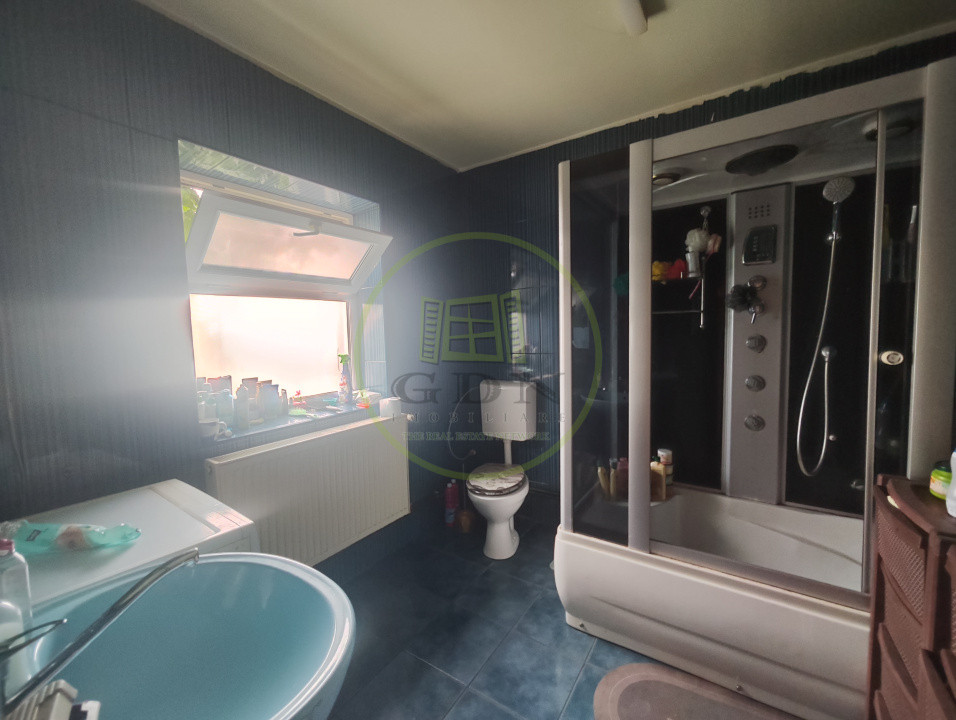 Casa 6 camere, teren 466 mp, Craiova, zona Bariera Vilcii