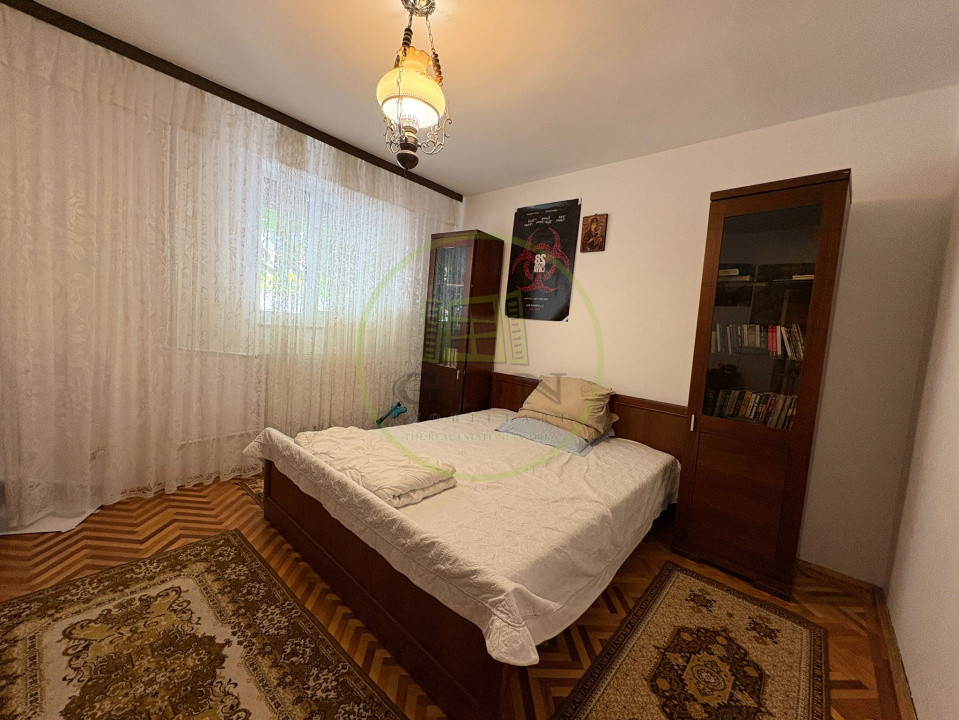 Casa, D+P+1+M , 240 mp, Cartier Valea Rosie, Zona Liceul Traian Vuia