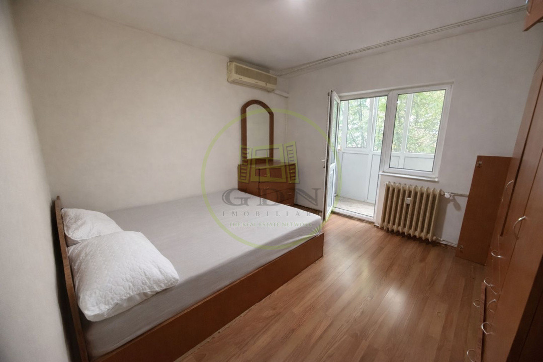 Apartament 4 camere, 68mp, cartier Rovine, zona Bacriz 