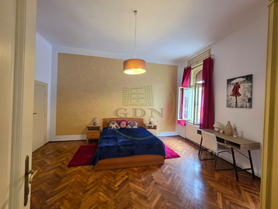 Chirie - Apartament 2 camere Ultracentral (Xenopol), aer boem si farmec aparte!