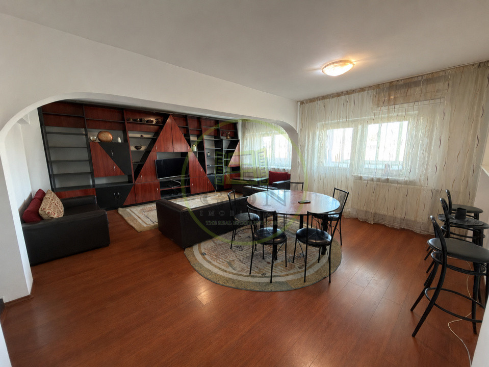 Apartament 3 camere, decomandat, 103 mp, Calea Bucuresti, zona McDonalds