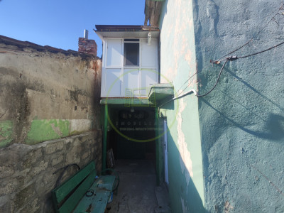 Casa 3 camere, teren 128 mp, Craiova, zona Bariera Valcii